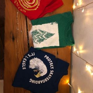 volcom size small shirts size 6-7